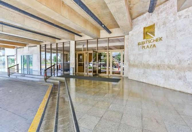 Apart Kubitschek Plaza Brasília Exterior foto